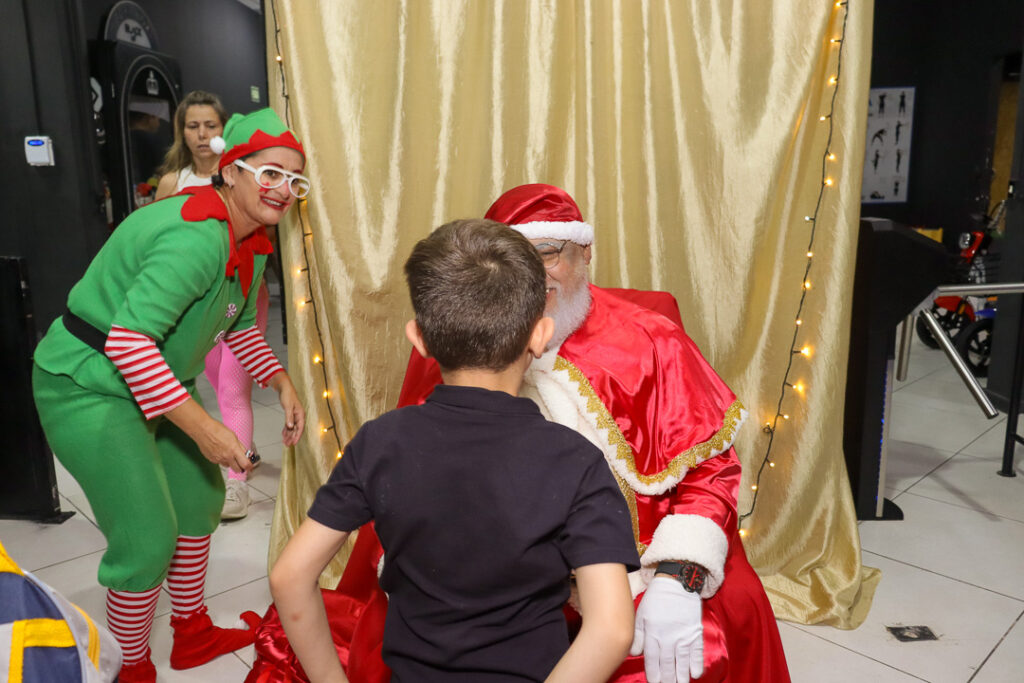 Chegada do Papai Noel na ASPMJ 2023 - Fotos Oficiais (100)