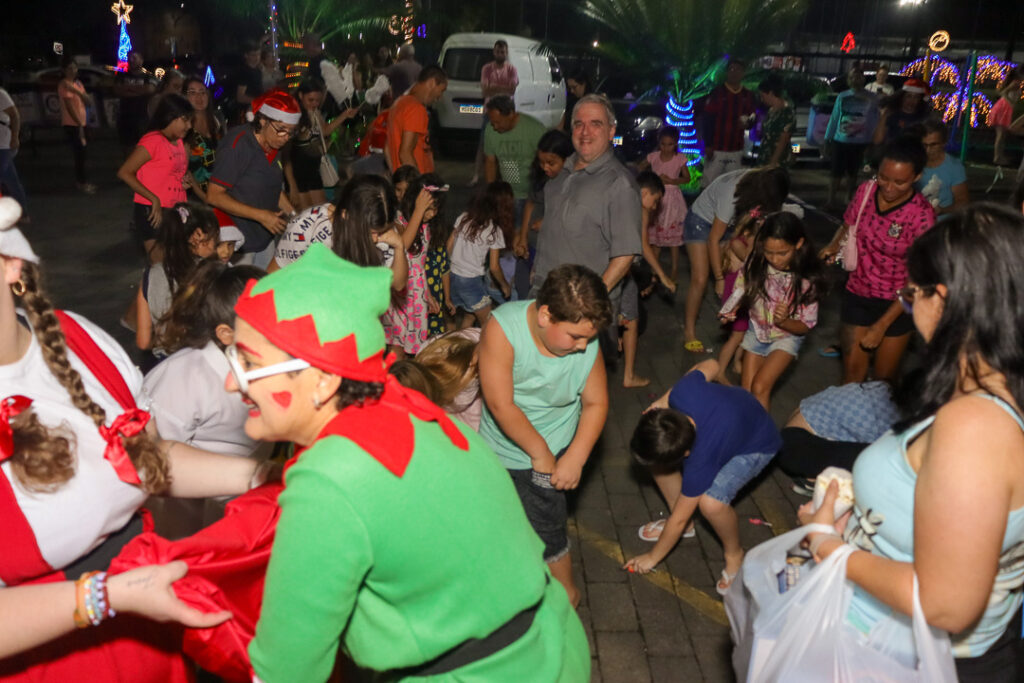 Chegada do Papai Noel na ASPMJ 2023 - Fotos Oficiais (142)