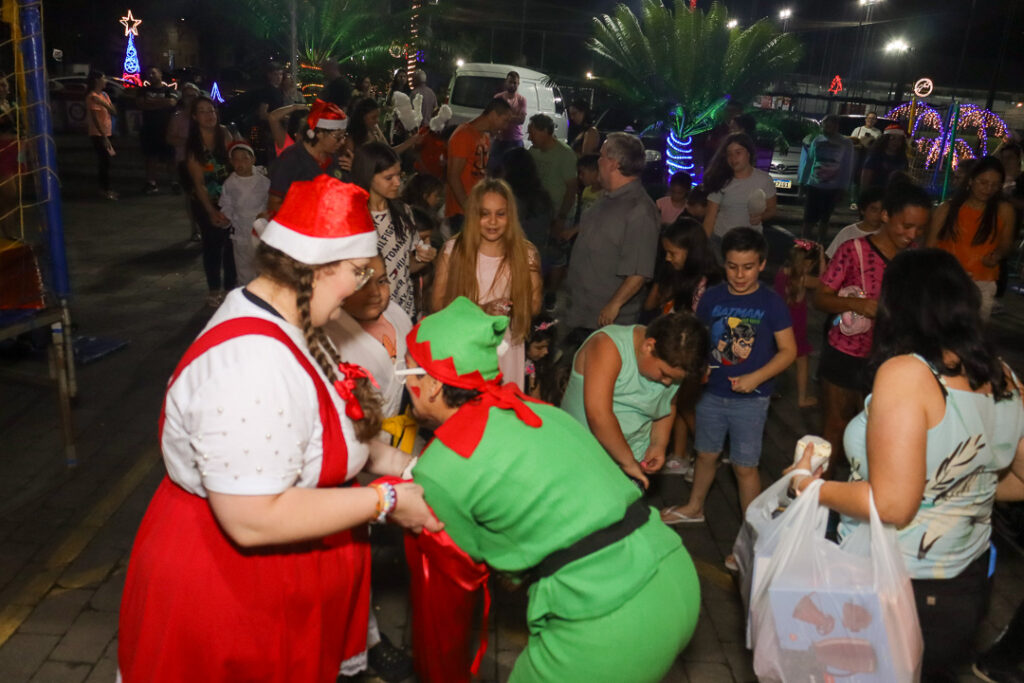 Chegada do Papai Noel na ASPMJ 2023 - Fotos Oficiais (143)