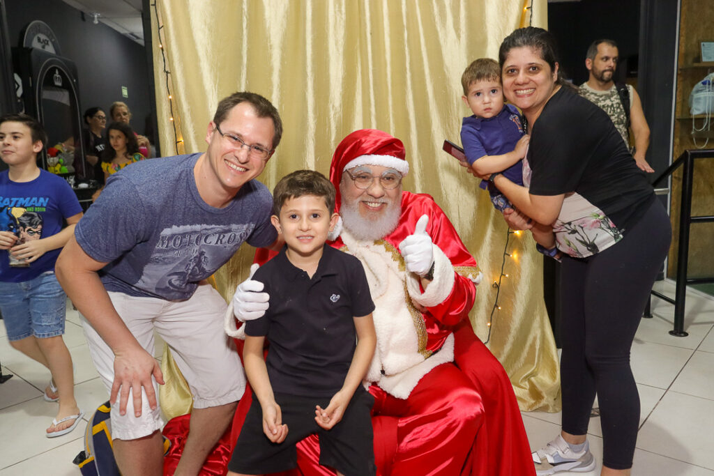 Chegada do Papai Noel na ASPMJ 2023 - Fotos Oficiais (98)