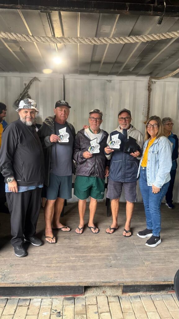 equipinguço 3 lugar